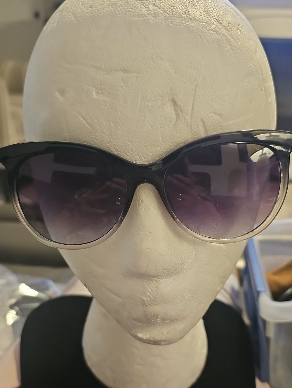Nautica Stylish Women's Gradient Black  Sunglasses. Good Used Condition‎